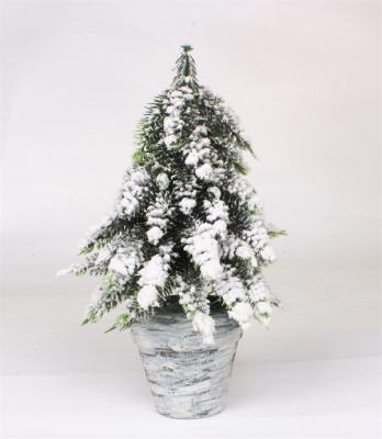 Décorations de Noël en pot blanc